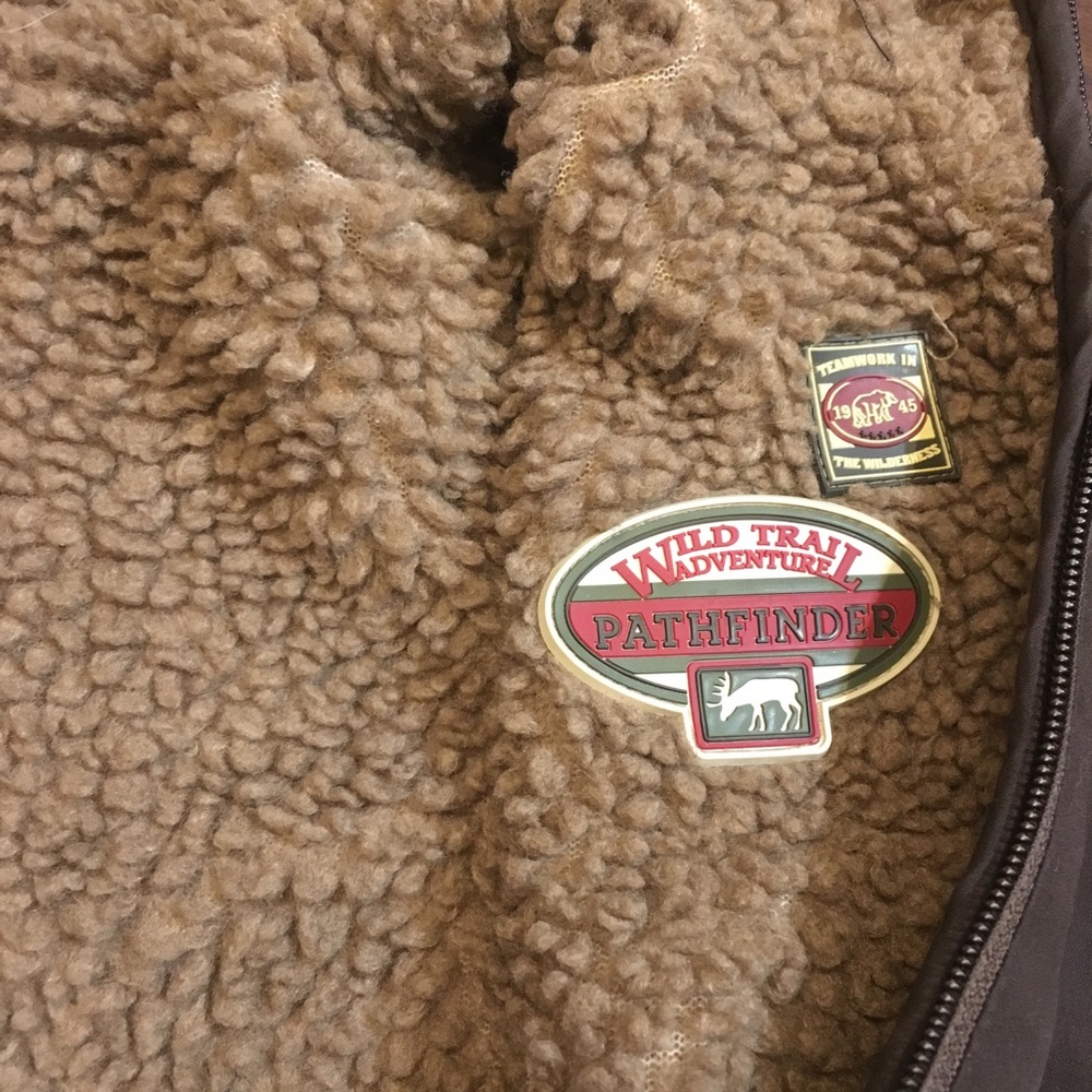 Reversible jacket - Picture 7 of 8